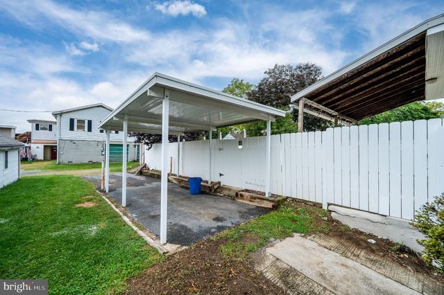 3822 RAYMOND ST, Reading, PA 19605