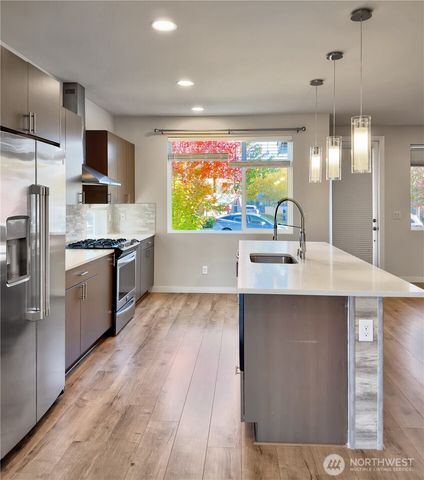 9849 6th Place SE, Seattle, WA 98106