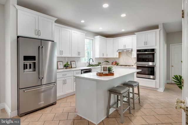 2874 THORNBROOK RD, Ellicott City, MD 21042