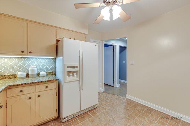3161 Paris Avenue 103, River Grove, IL 60171