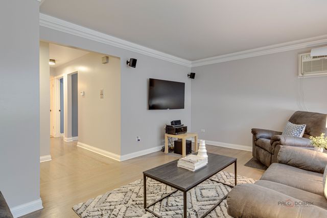 3161 Paris Avenue 103, River Grove, IL 60171