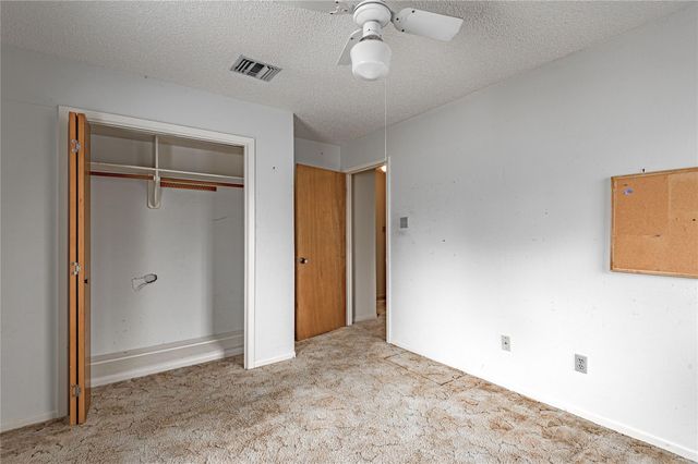 52 Briar Meadow Street, Huntsville, TX 77320