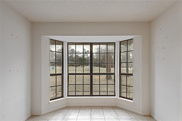 52 Briar Meadow Street, Huntsville, TX 77320