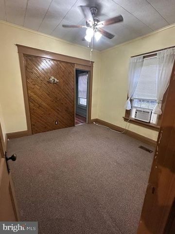 3017 MAIN ST, Green Lane, PA 18054