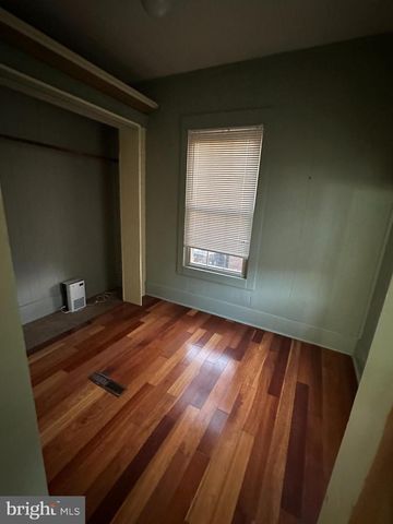 3017 MAIN ST, Green Lane, PA 18054