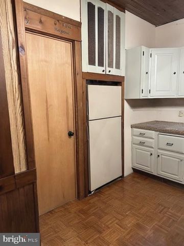 3017 MAIN ST, Green Lane, PA 18054