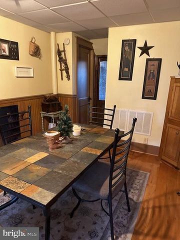 3017 MAIN ST, Green Lane, PA 18054