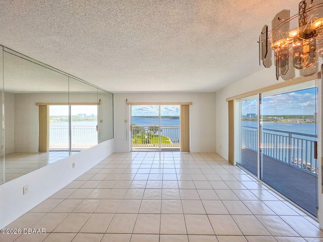 100 Silver Beach Ave Apt 928, Daytona Beach, FL 32118