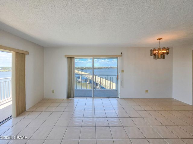 100 Silver Beach Ave Apt 928, Daytona Beach, FL 32118