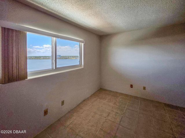 100 Silver Beach Ave Apt 928, Daytona Beach, FL 32118