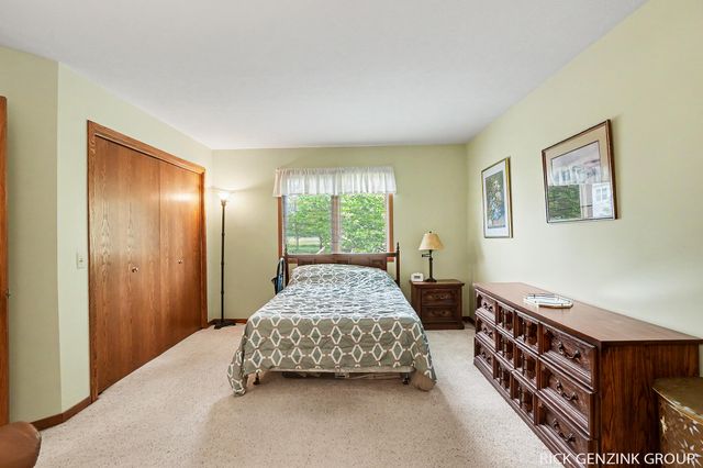 1793 Lakeview Drive, Zeeland, MI 49464