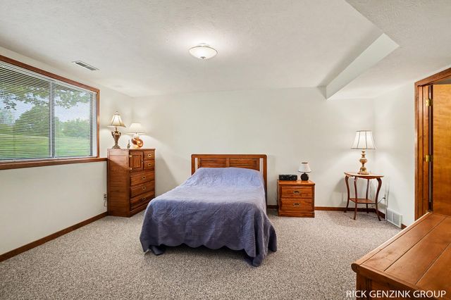 1793 Lakeview Drive, Zeeland, MI 49464