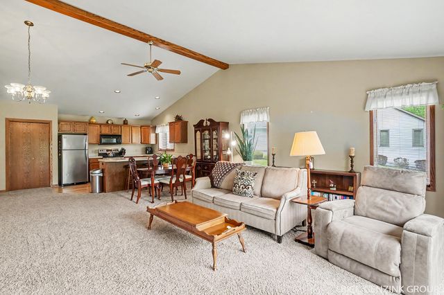 1793 Lakeview Drive, Zeeland, MI 49464