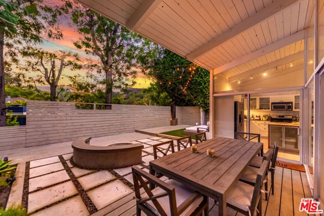 2149 Basil Lane, Los Angeles, CA 90077