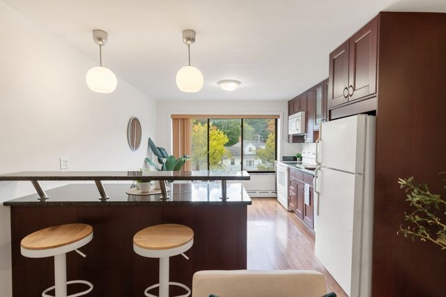 128 Pleasant St 303, Arlington, MA 02476