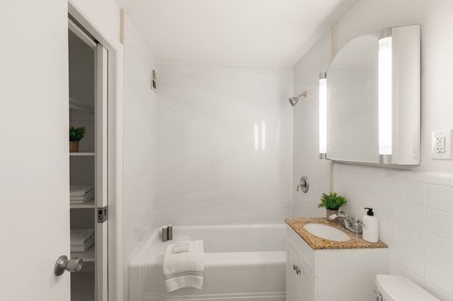 128 Pleasant St 303, Arlington, MA 02476