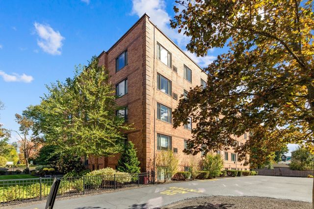 128 Pleasant St 303, Arlington, MA 02476