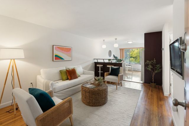 128 Pleasant St 303, Arlington, MA 02476