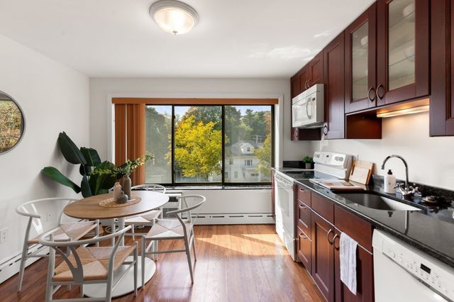 128 Pleasant St 303, Arlington, MA 02476