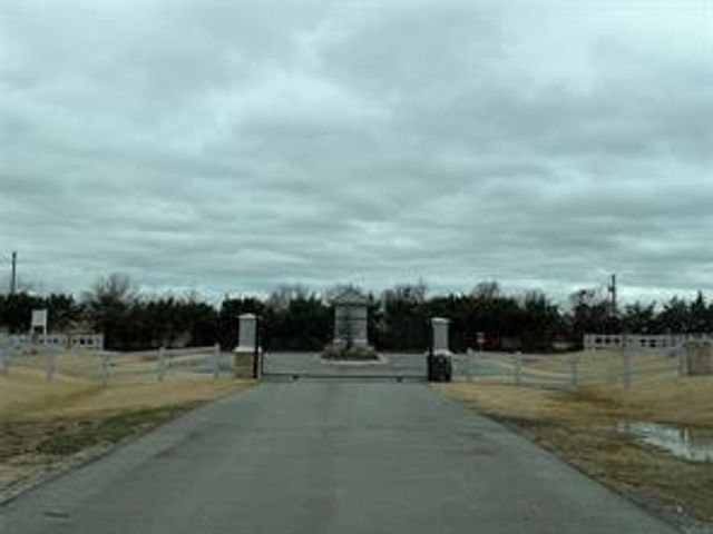 420 Wildflower Way, Dodd City, TX 75438