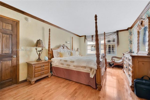 5555 Collins Ave 5B, Miami Beach, FL 33140