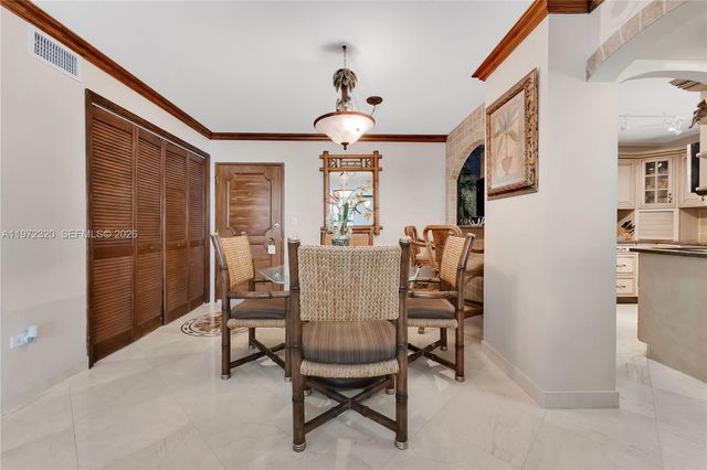 5555 Collins Ave 5B, Miami Beach, FL 33140