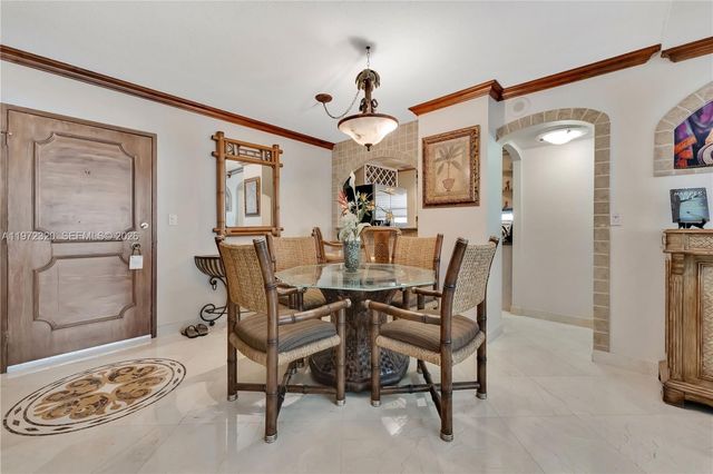 5555 Collins Ave 5B, Miami Beach, FL 33140