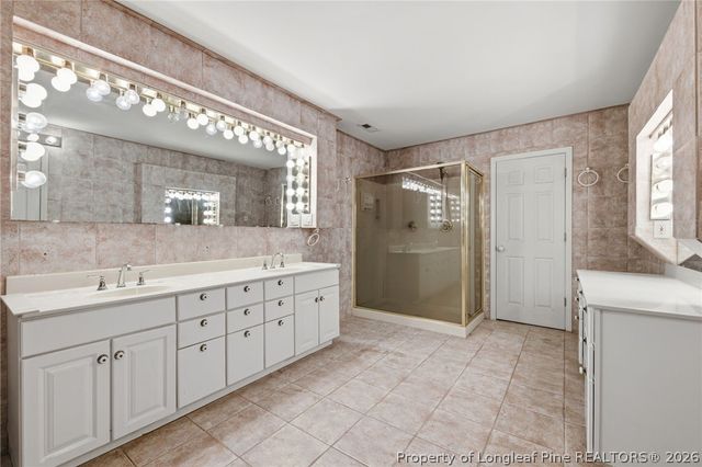 478 Rattlesnake Trail, Aberdeen, NC 28315
