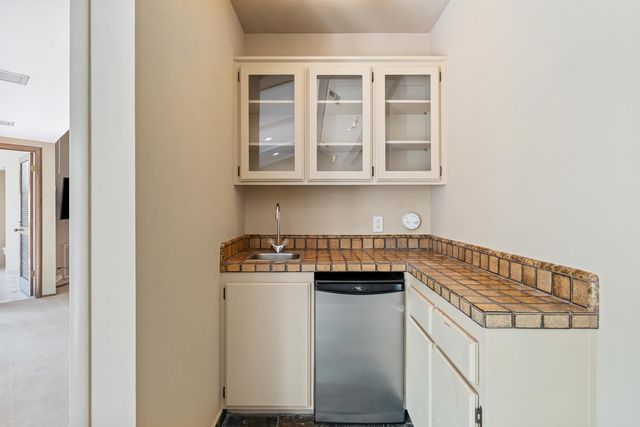 3151 Morse Ave, Sacramento, CA 95821