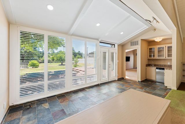 3151 Morse Ave, Sacramento, CA 95821