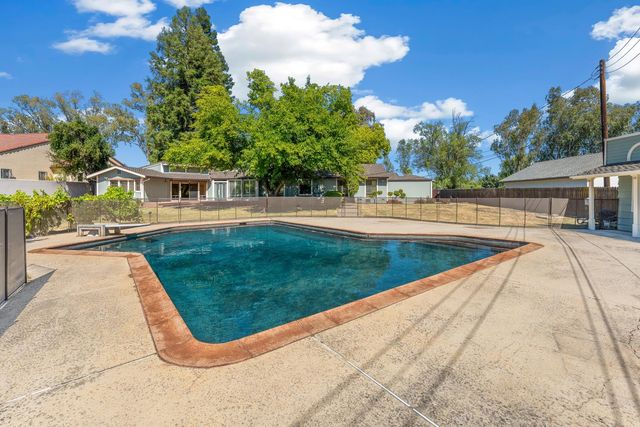 3151 Morse Ave, Sacramento, CA 95821