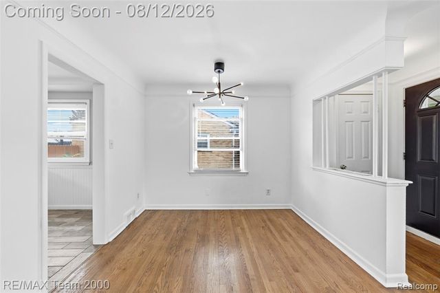 6816 Mansfield Street, Garden City, MI 48135