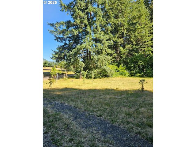 82168 HANNA Rd, Dexter, OR 97431