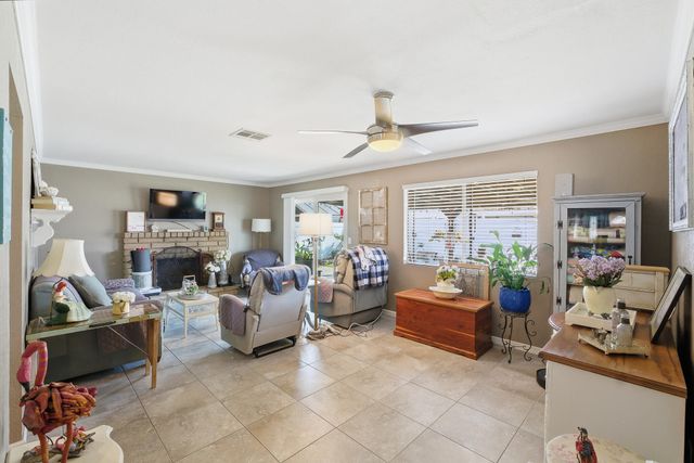 1691 Terry Court, Porterville, CA 93257