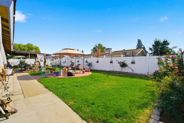 1691 Terry Court, Porterville, CA 93257
