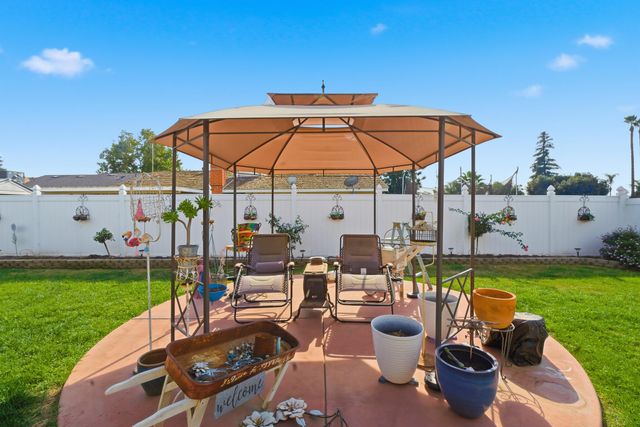 1691 Terry Court, Porterville, CA 93257