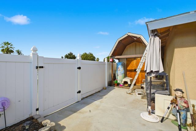 1691 Terry Court, Porterville, CA 93257