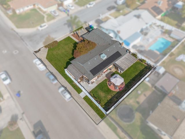 1691 Terry Court, Porterville, CA 93257
