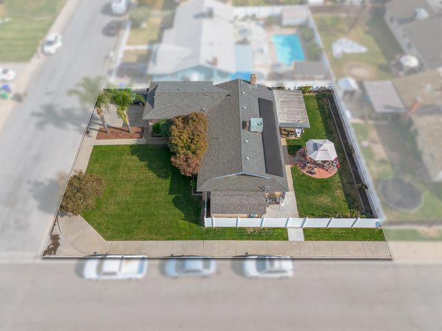 1691 Terry Court, Porterville, CA 93257