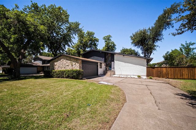 9411 Pinewood Drive, Dallas, TX 75243