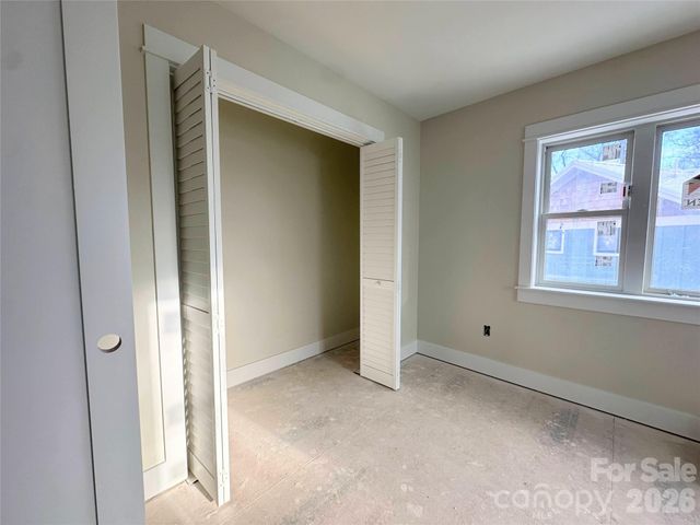 23 Fireside Drive, Asheville, NC 28806