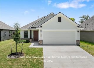 1629 Lucky Street, Bryan, TX 77803