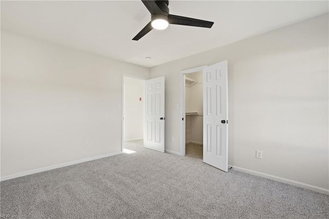 5609 Rossburn DR, Virginia Beach, VA 23455