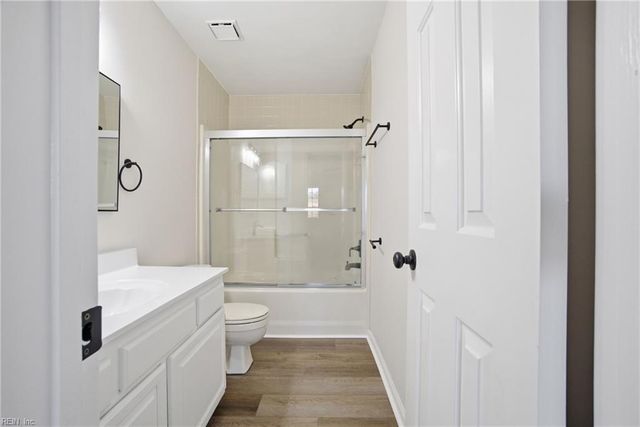 5609 Rossburn DR, Virginia Beach, VA 23455