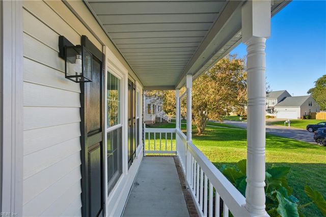 5609 Rossburn DR, Virginia Beach, VA 23455