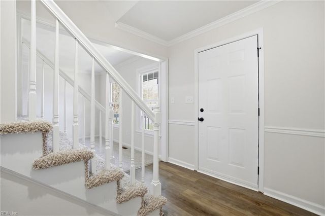 5609 Rossburn DR, Virginia Beach, VA 23455