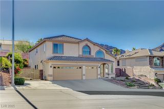 57 Voltaire Avenue, Henderson, NV 89002