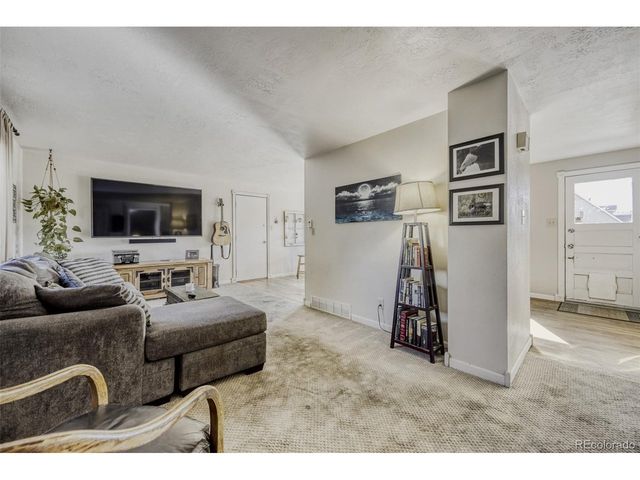 6444 W 69th Pl, Arvada, CO 80003