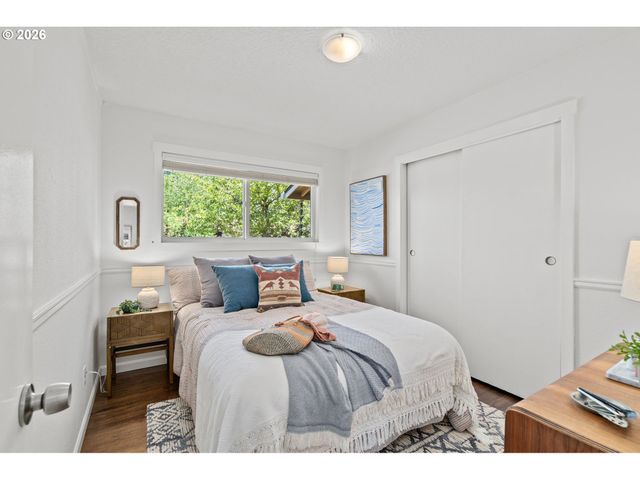 13070 Sw EDGEWOOD St, Portland, OR 97225