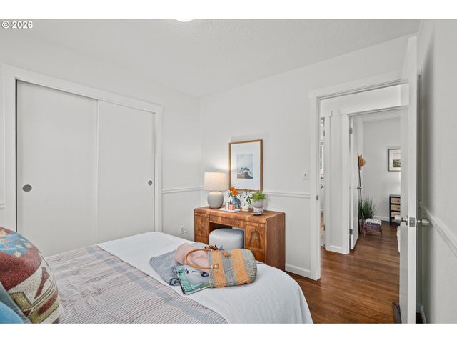 13070 Sw EDGEWOOD St, Portland, OR 97225